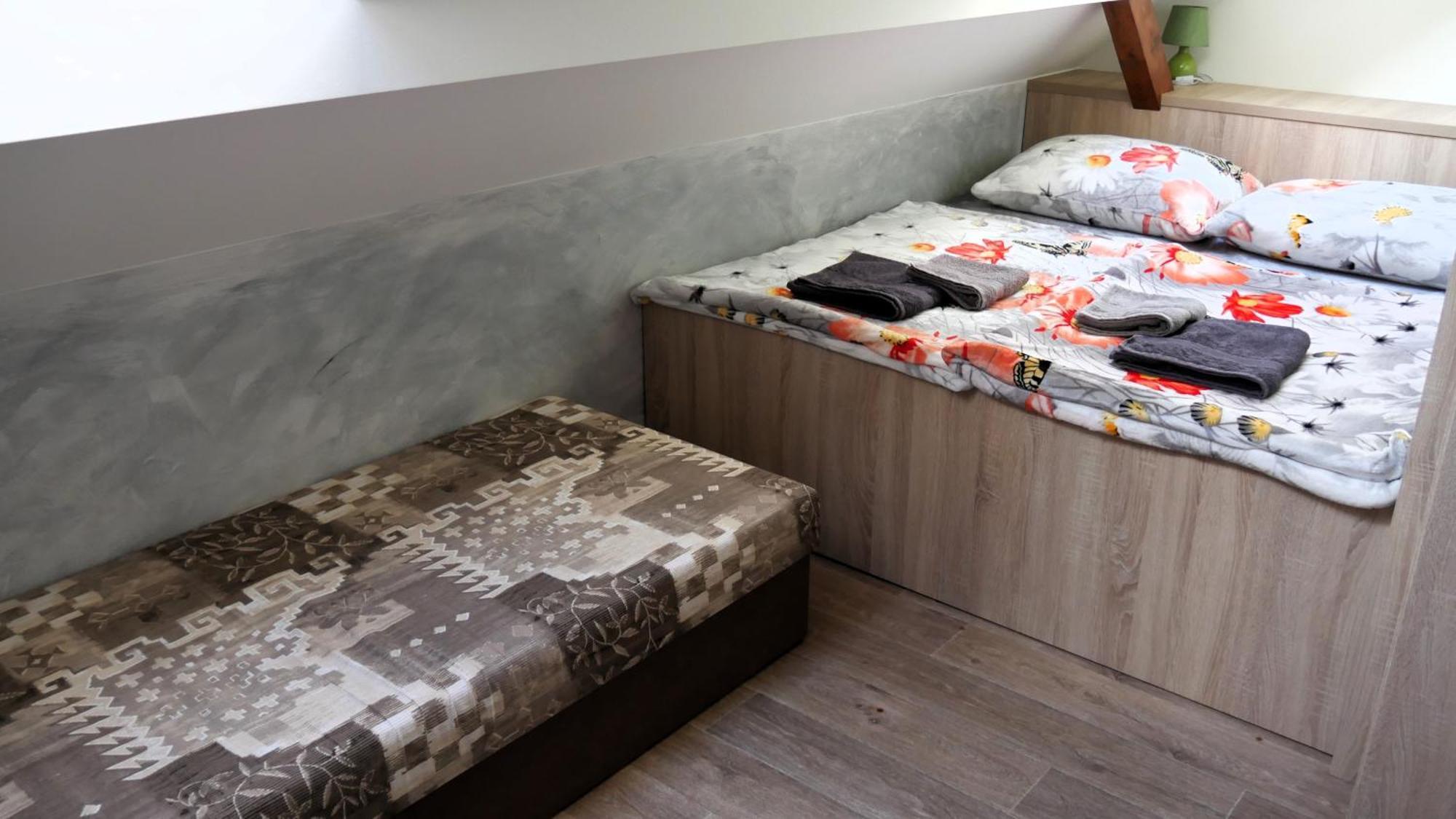 100dola Otel Male Hostice Dış mekan fotoğraf